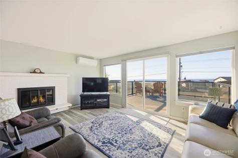 1975 Island View Road Oak Harbor WA 98277