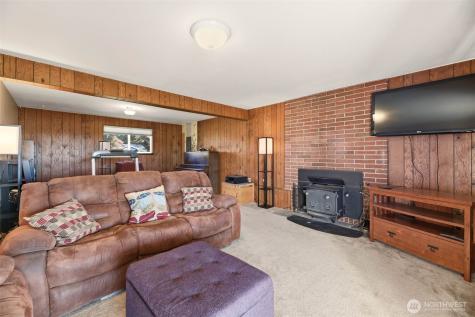 1975 Island View Road Oak Harbor WA 98277