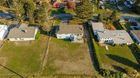 1975 Island View Road Oak Harbor WA 98277