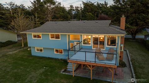 1975 Island View Road Oak Harbor WA 98277