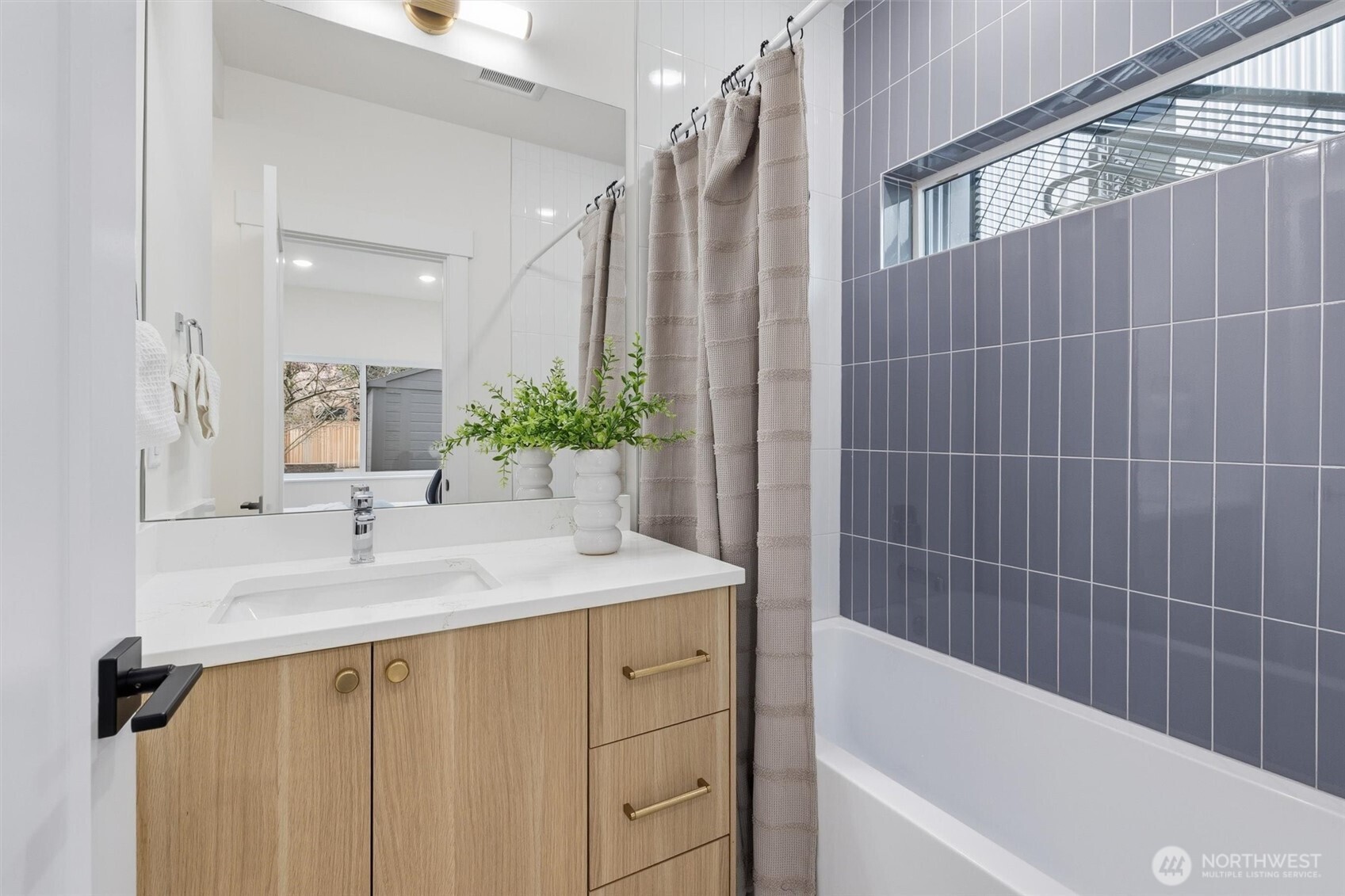2018 Fairview Avenue E Seattle WA 98102