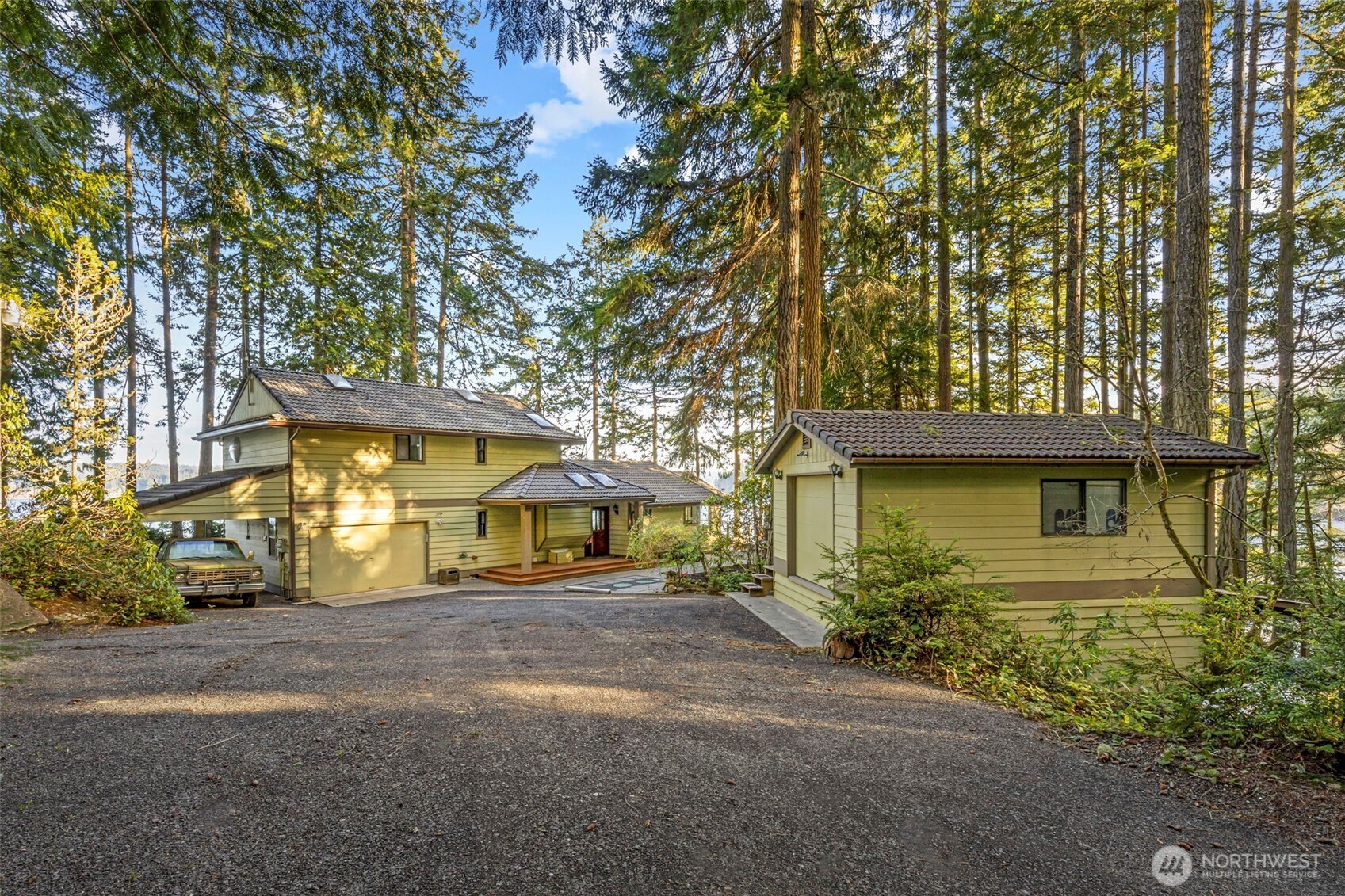 931 Whitney Road Quilcene WA 98376