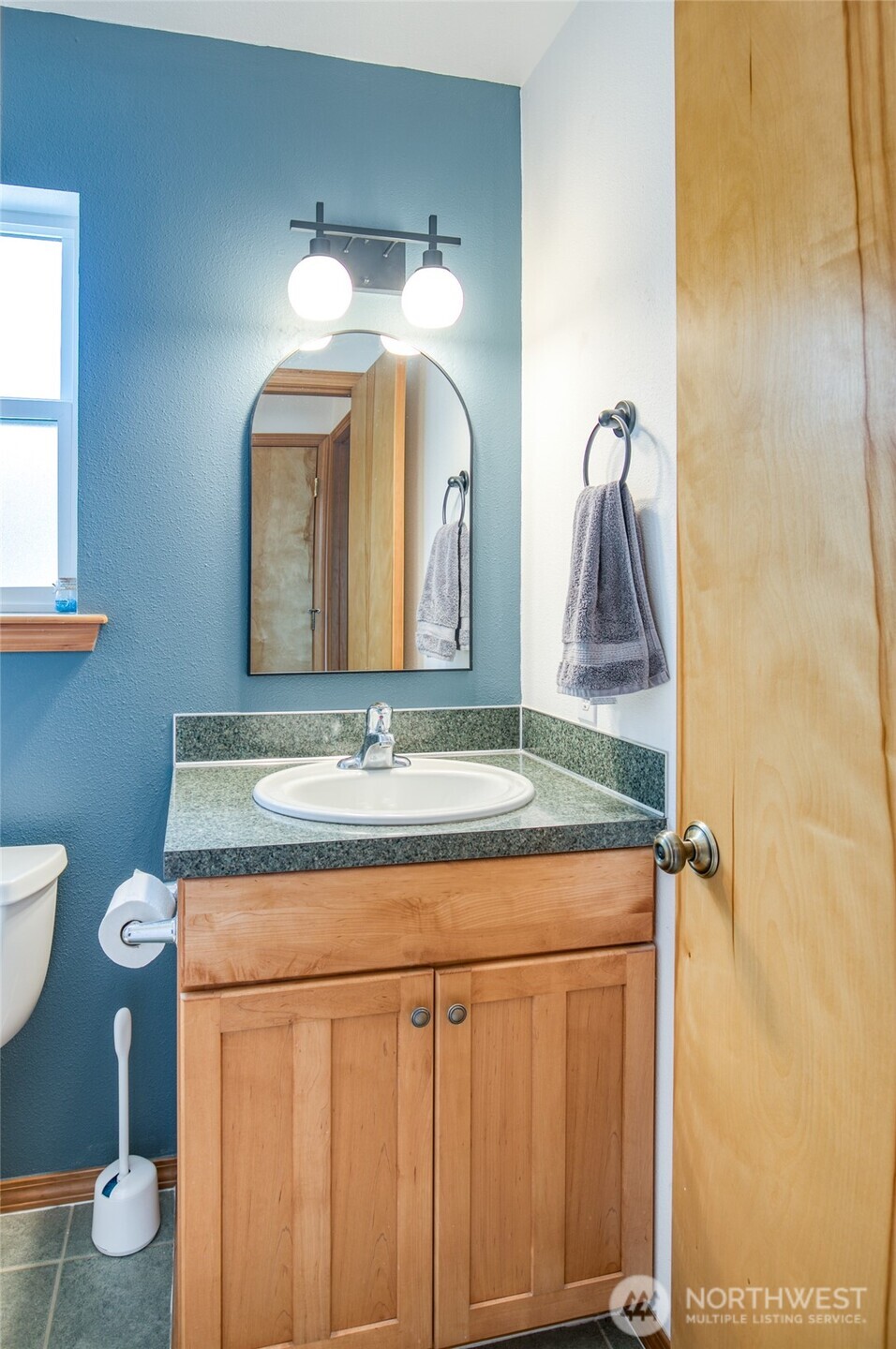 544 Sand Dune Avenue SW Ocean Shores WA 98569