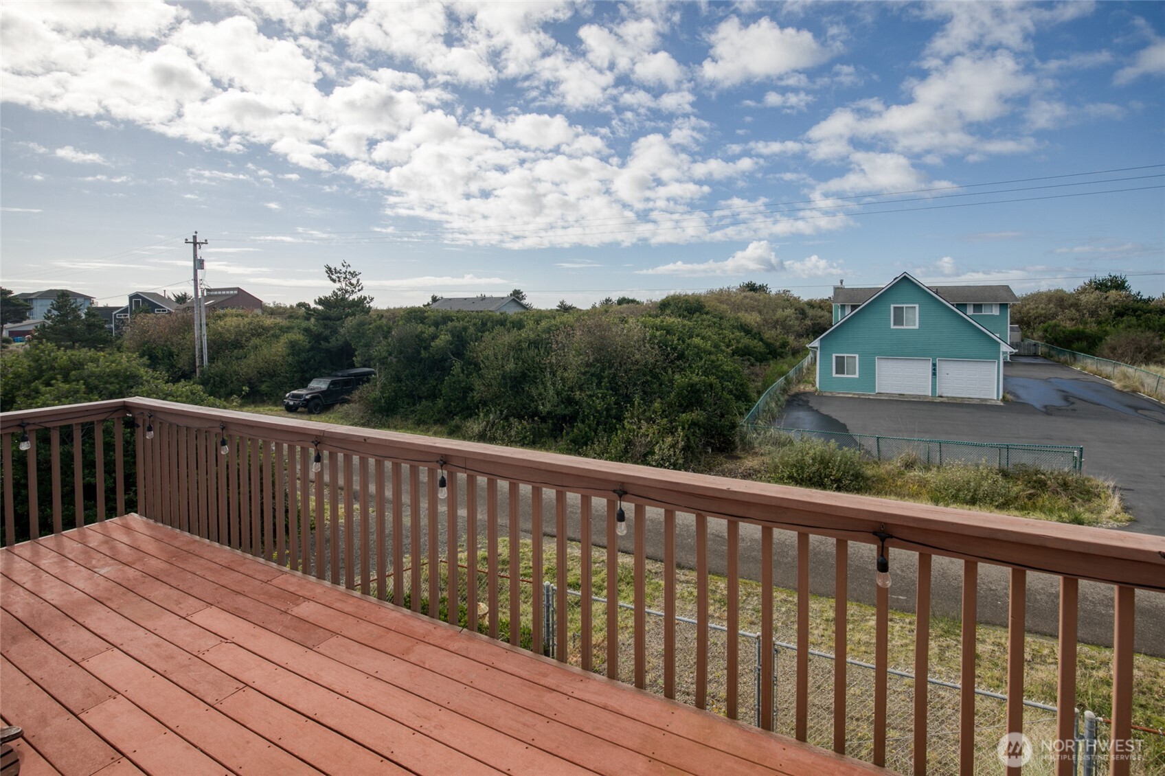 544 Sand Dune Avenue SW Ocean Shores WA 98569