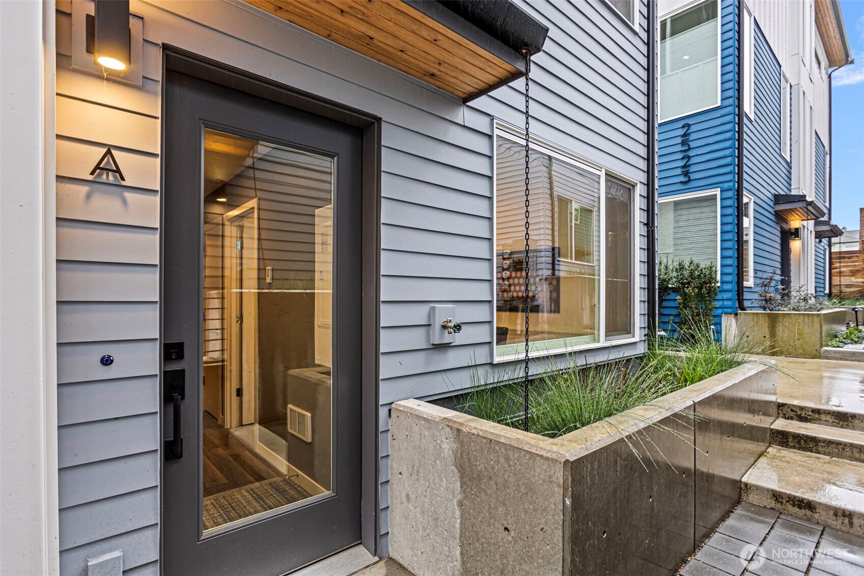 2521 29th Avenue S Seattle WA 98144