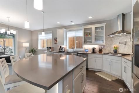 31312 43rd Place SW Federal Way WA 98023
