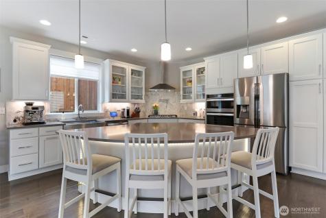 31312 43rd Place SW Federal Way WA 98023