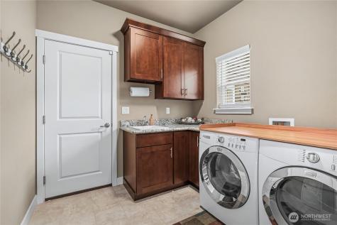 2911 Fenmoor Lane SE Olympia WA 98501