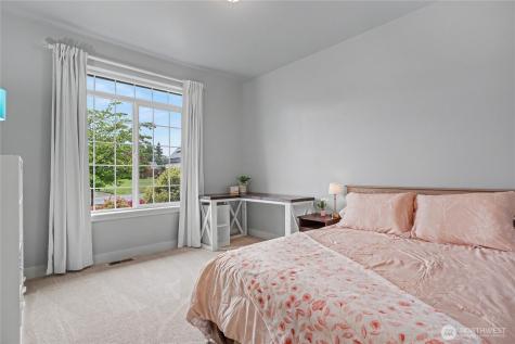 2911 Fenmoor Lane SE Olympia WA 98501