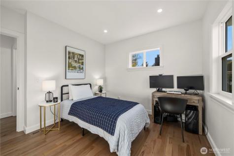 321 Lee Street Seattle WA 98109