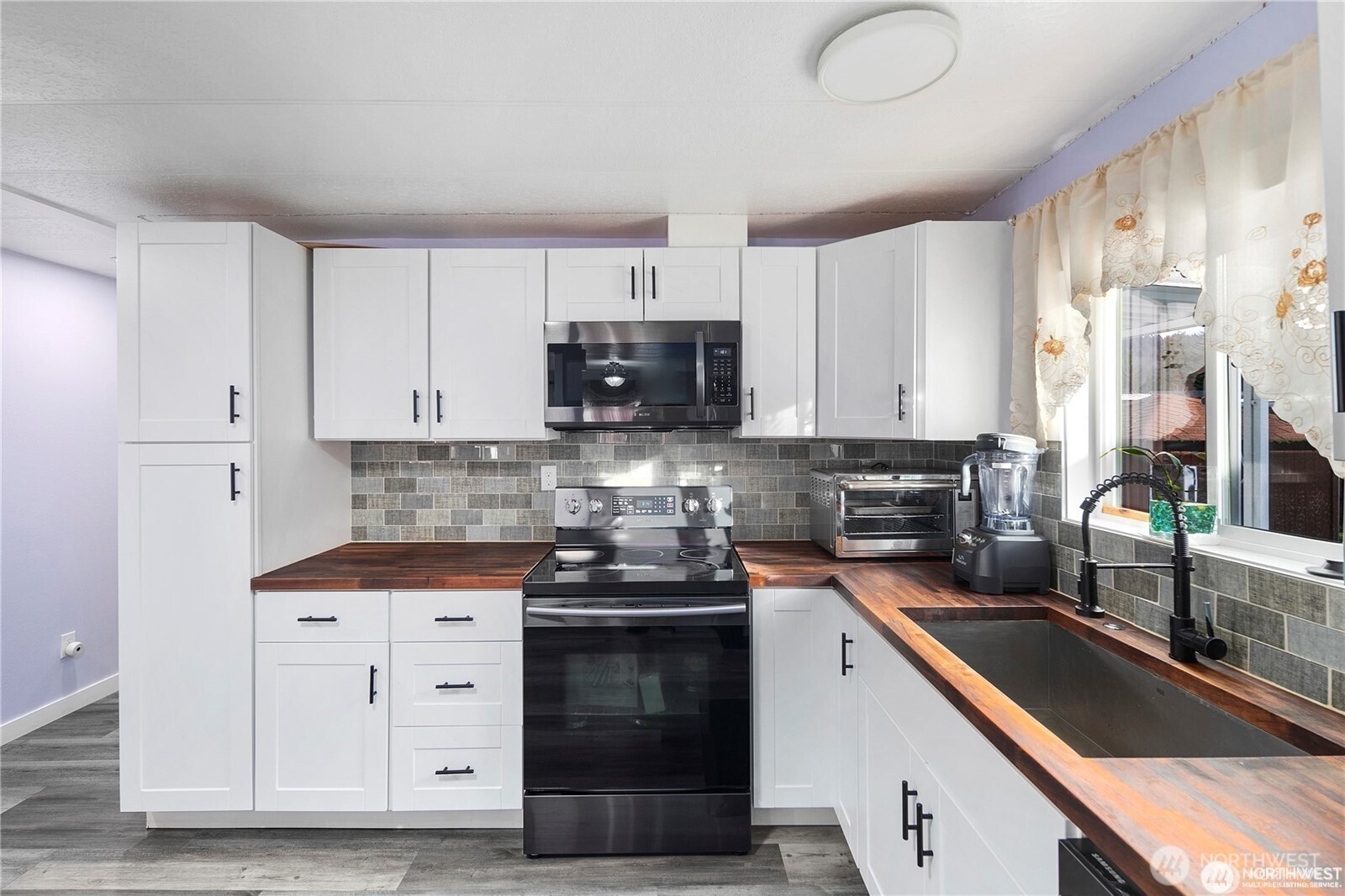 210 37th Street SE Auburn WA 98002