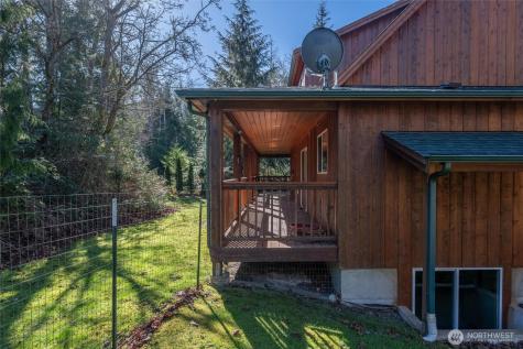 16059 Snee Oosh Road La Conner WA 98257