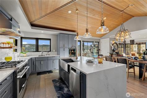 5425 96th Avenue SE Mercer Island WA 98040