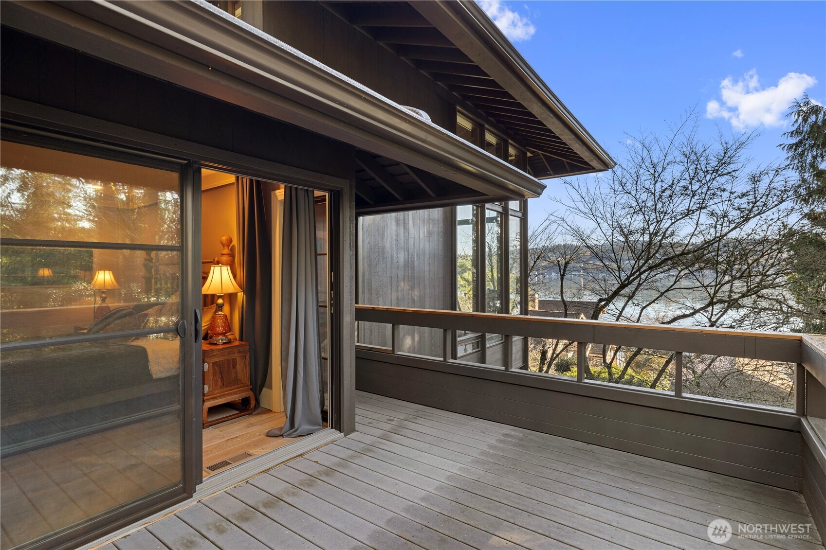 5425 96th Avenue SE Mercer Island WA 98040