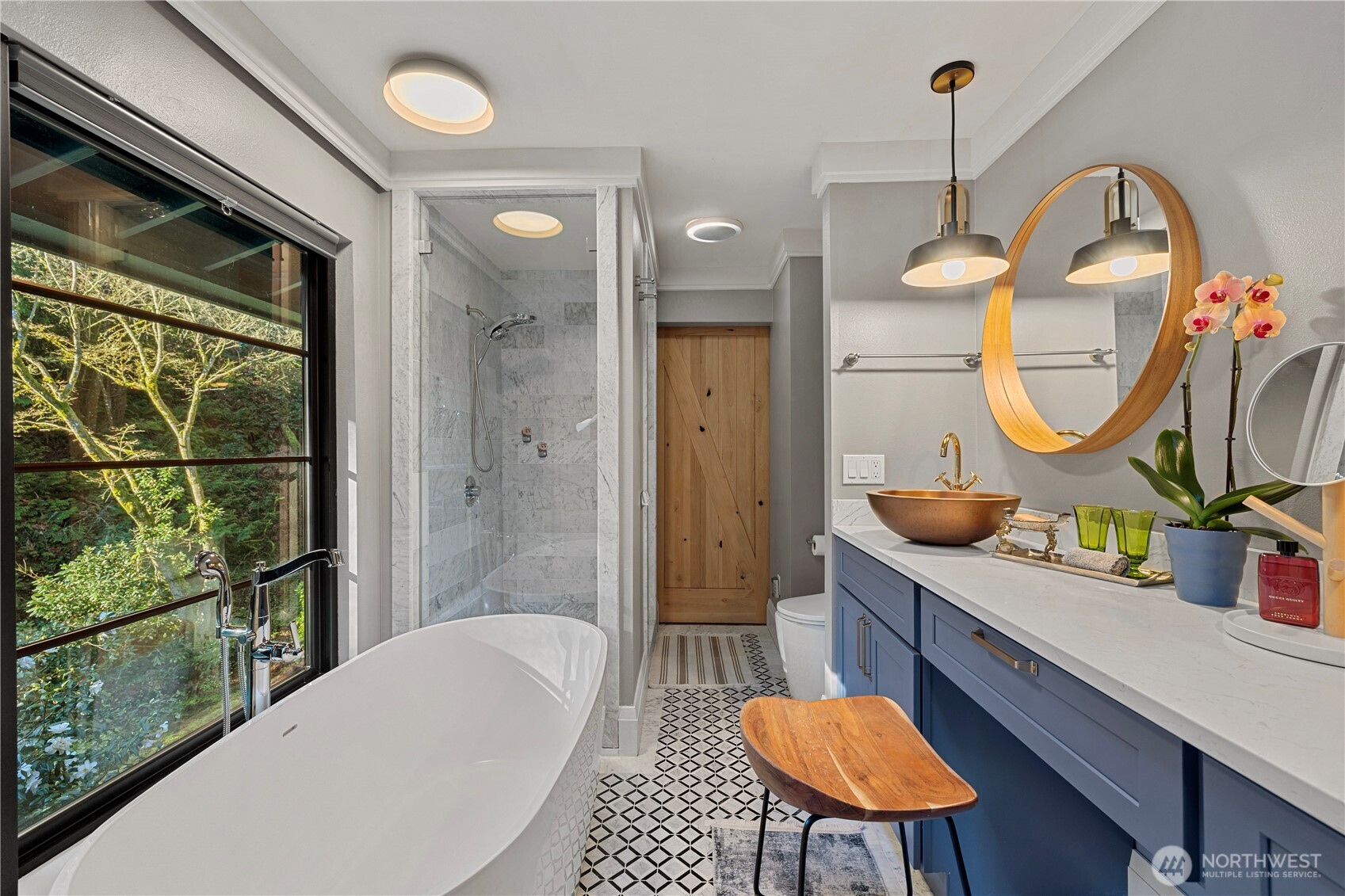 5425 96th Avenue SE Mercer Island WA 98040