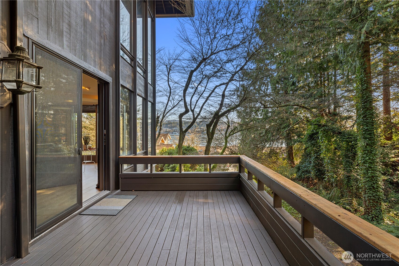 5425 96th Avenue SE Mercer Island WA 98040