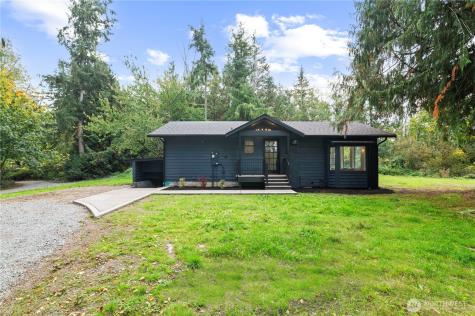 940 Hoppy Trail Way Camano Island WA 98282