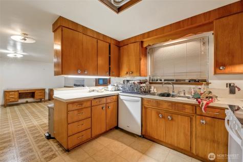 6216 20th Street E Fife WA 98424