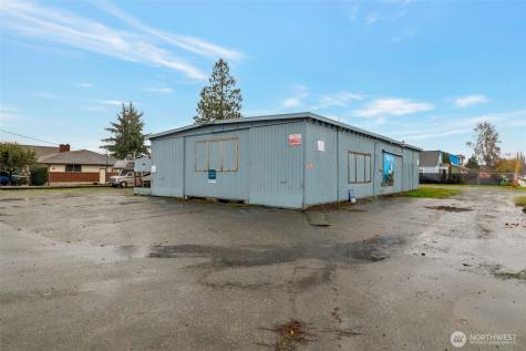 6216 20th Street E Fife WA 98424