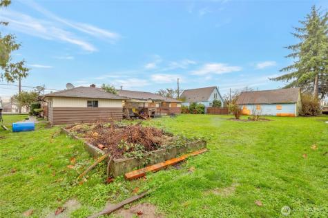 6216 20th Street E Fife WA 98424