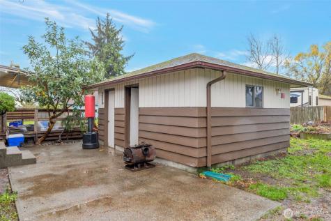 6216 20th Street E Fife WA 98424