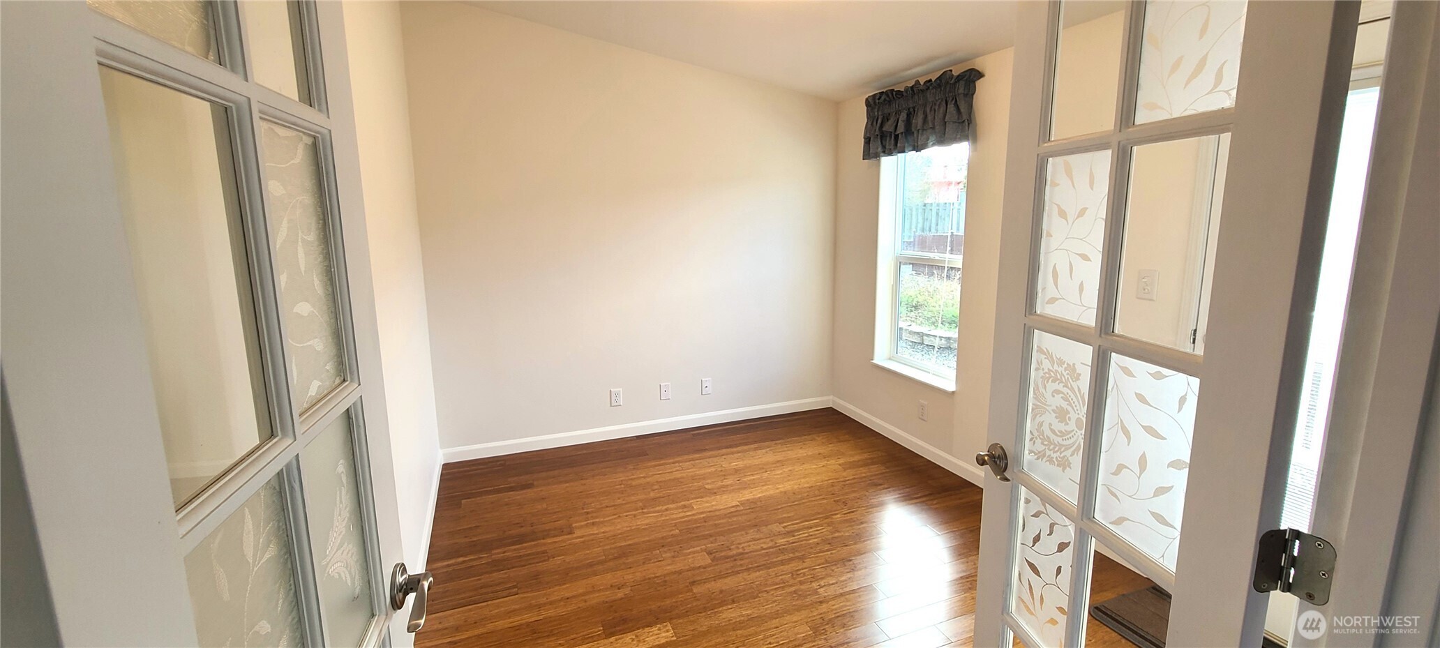 747 W Heritage Loop Sequim WA 98382