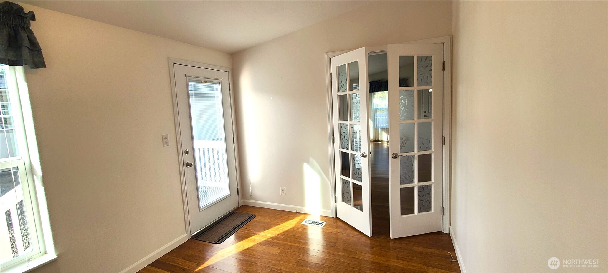 747 W Heritage Loop Sequim WA 98382