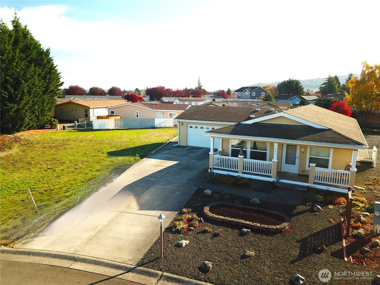 747 W Heritage Loop Sequim WA 98382