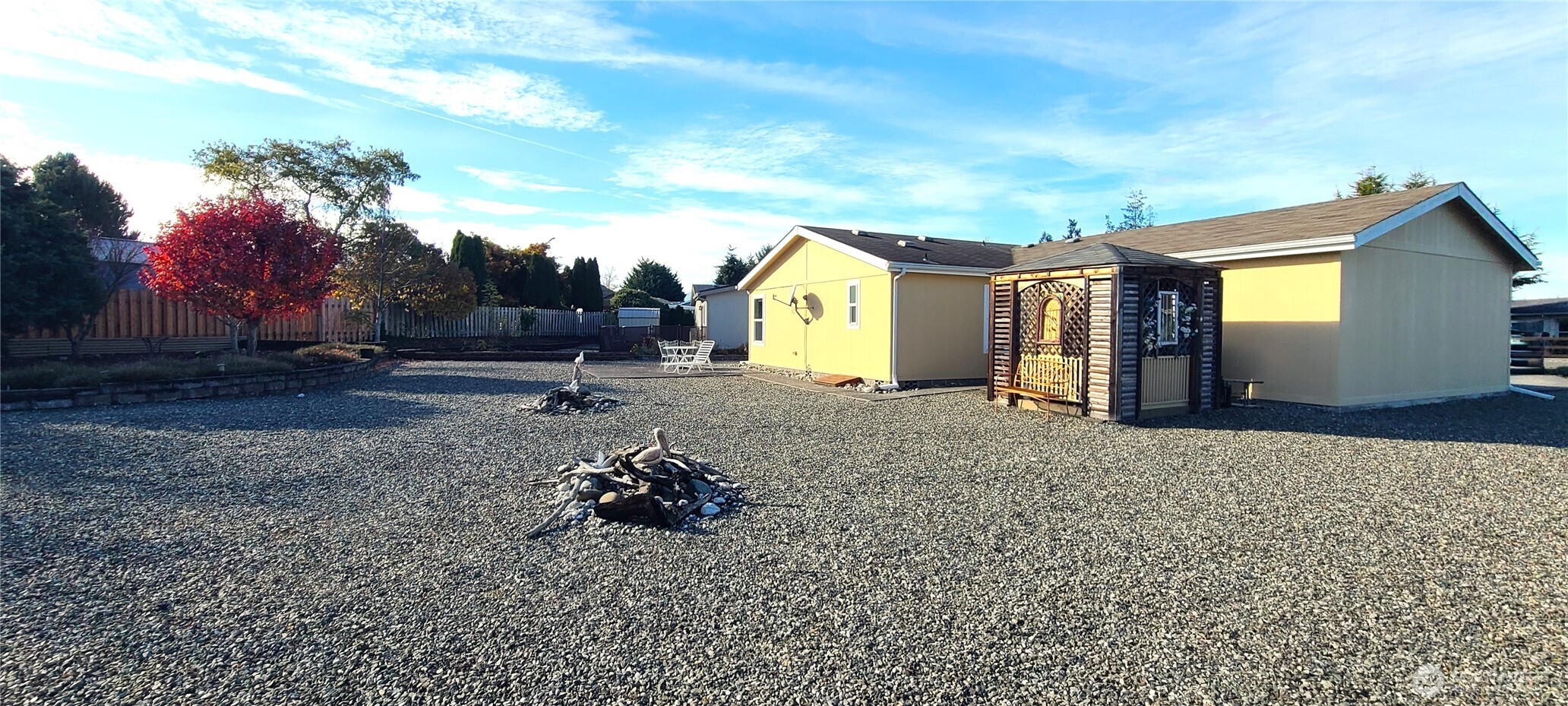 747 W Heritage Loop Sequim WA 98382