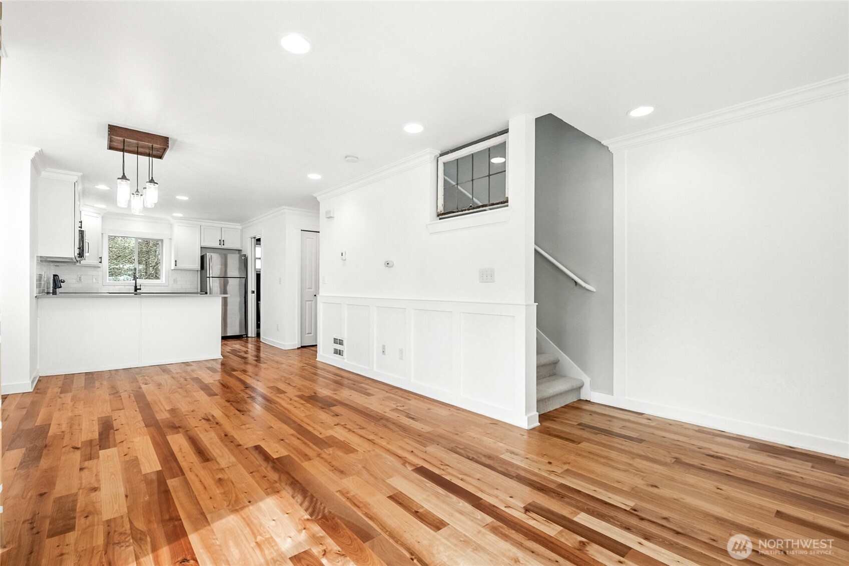 9011 46th Avenue S Seattle WA 98118