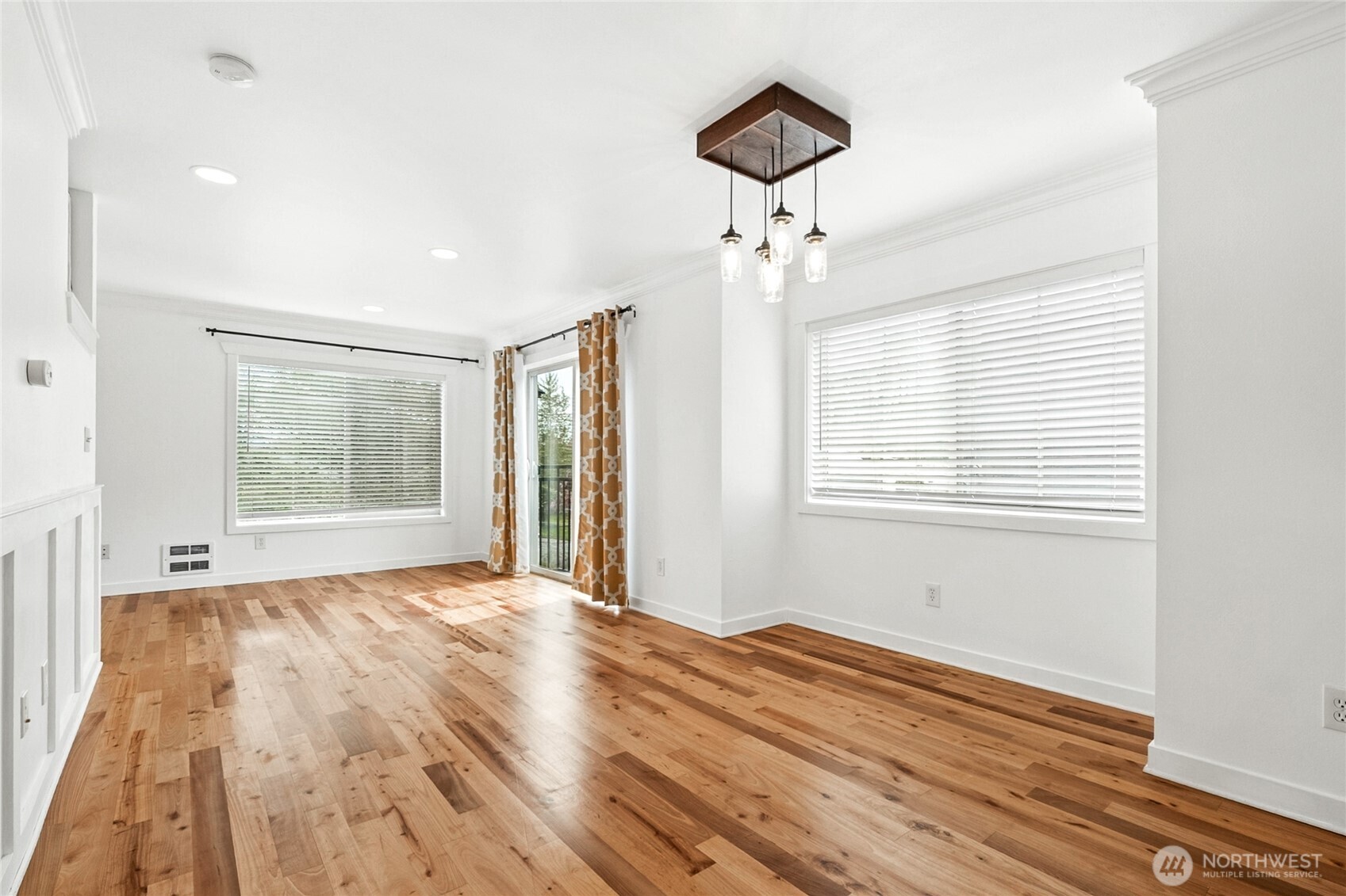 9011 46th Avenue S Seattle WA 98118