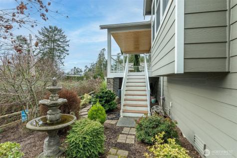 3317 Beachwood Lane Anacortes WA 98221