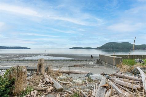 3317 Beachwood Lane Anacortes WA 98221