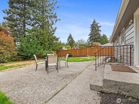 1826 N 199th Street Shoreline WA 98133