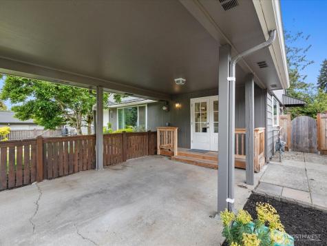 1826 N 199th Street Shoreline WA 98133