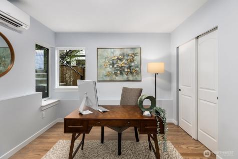 4559 34th Avenue S Seattle WA 98118