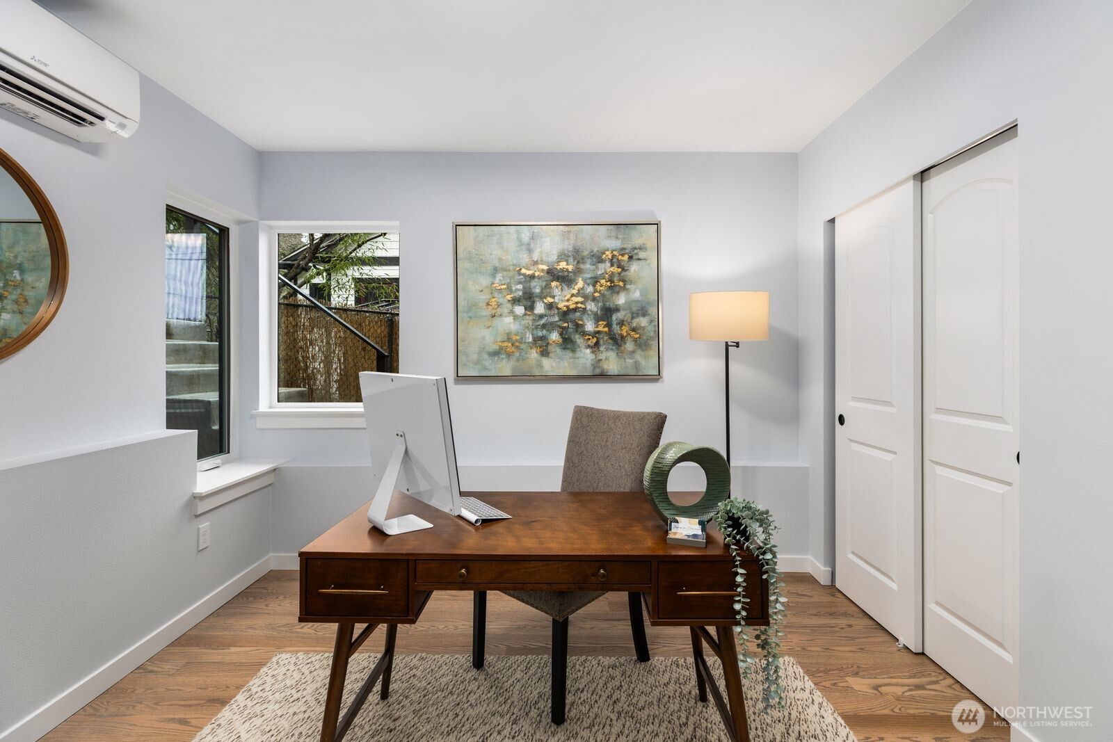 4559 34th Avenue S Seattle WA 98118