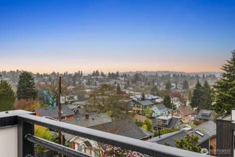 4559 34th Avenue S Seattle WA 98118