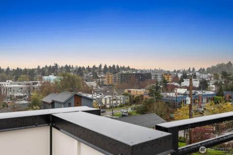 4559 34th Avenue S Seattle WA 98118