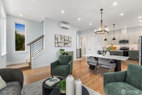 4559 34th Avenue S Seattle WA 98118
