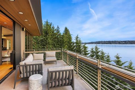 7703 W Mercer Way Mercer Island WA 98040