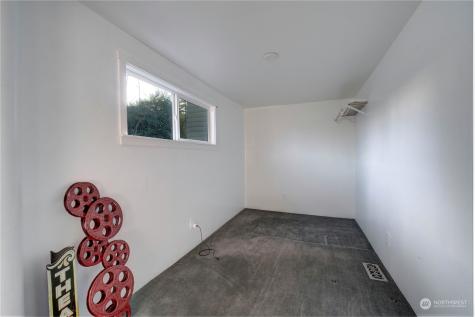 24222 54th Avenue W Mountlake Terrace WA 98043