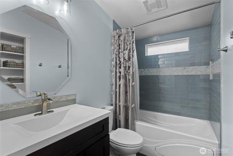 239 6th Street NE East Wenatchee WA 98802