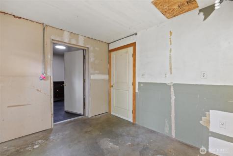 239 6th Street NE East Wenatchee WA 98802
