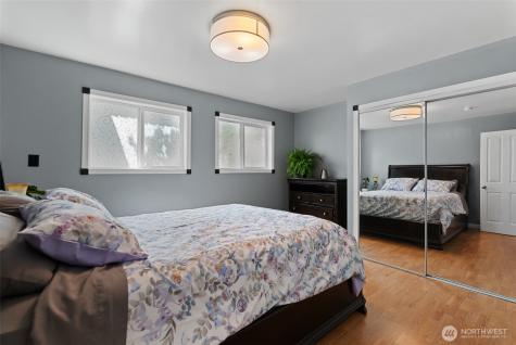 239 6th Street NE East Wenatchee WA 98802