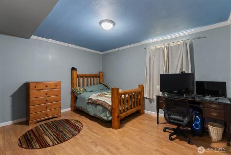 239 6th Street NE East Wenatchee WA 98802