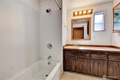 18425 NE 95th Street Redmond WA 98052