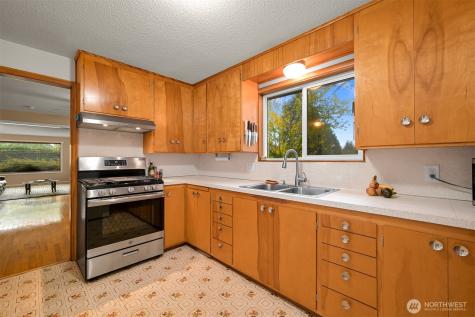 216 Colvin Place Mount Vernon WA 98274