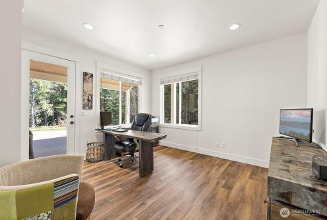 31408 SE Retreat Kanaskat Road Ravensdale WA 98051