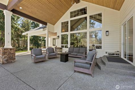 31408 SE Retreat Kanaskat Road Ravensdale WA 98051